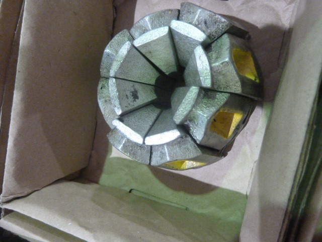 Lindeman's Early Harvest Crisp Chardonnay (6x 750mL).