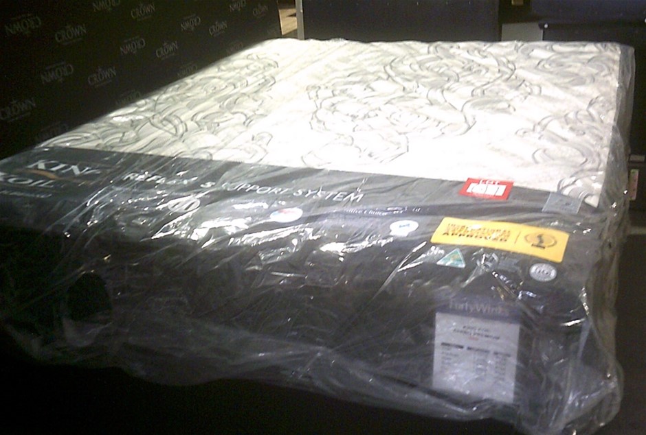 The Little Circus Red Blend 2022 (12x 750mL) Hunter Valley