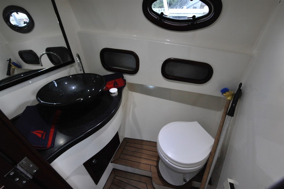 Ubiquiti NanoStation5 5GHz Wireless CPE - New Unboxing