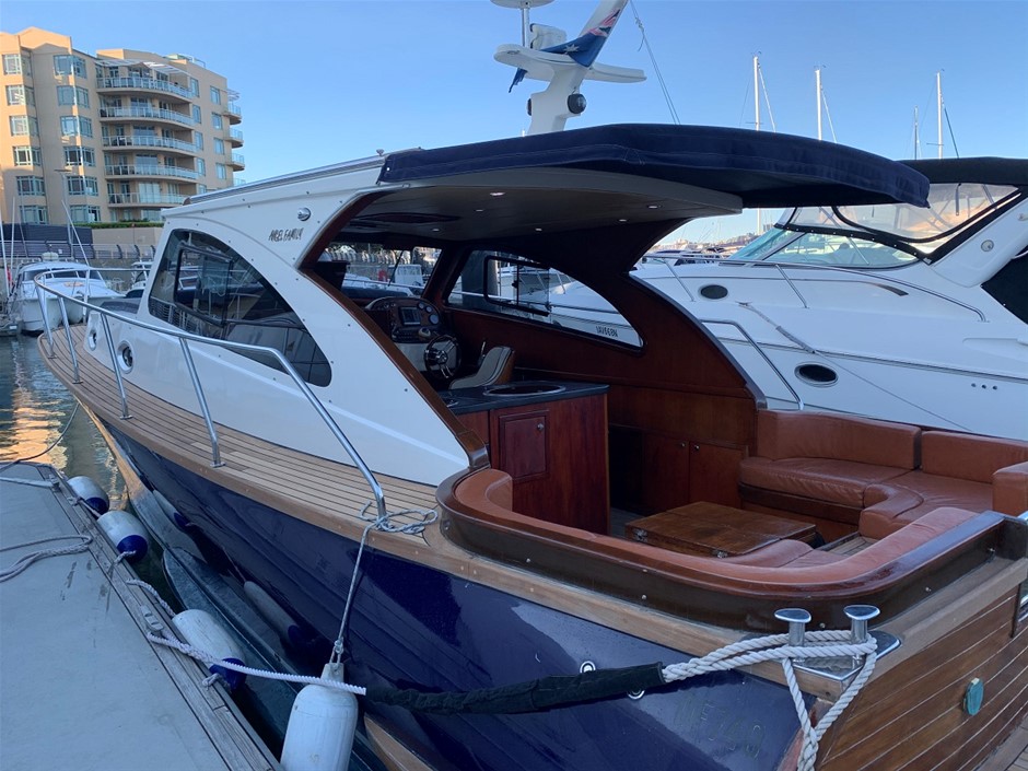 Sony PlayStation 4 CUH-1102B Mixed Model Consoles (Lot of 2)