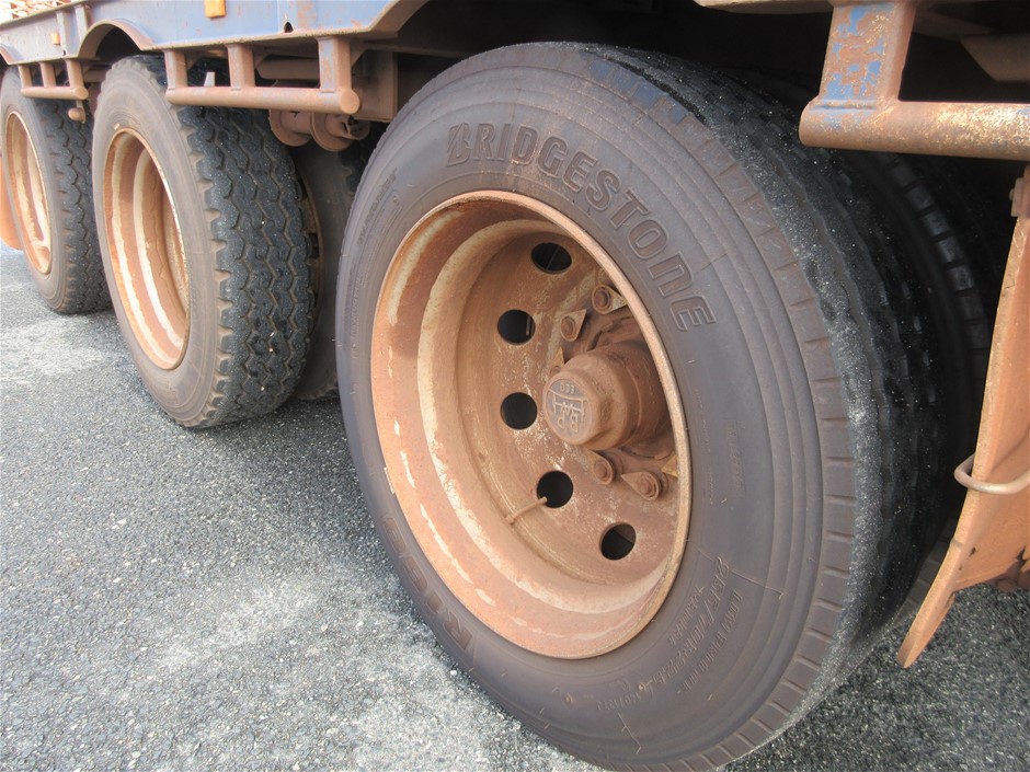 8mm Malaysia 'Jade' Quartz Gemstones Beaded Bracelet.