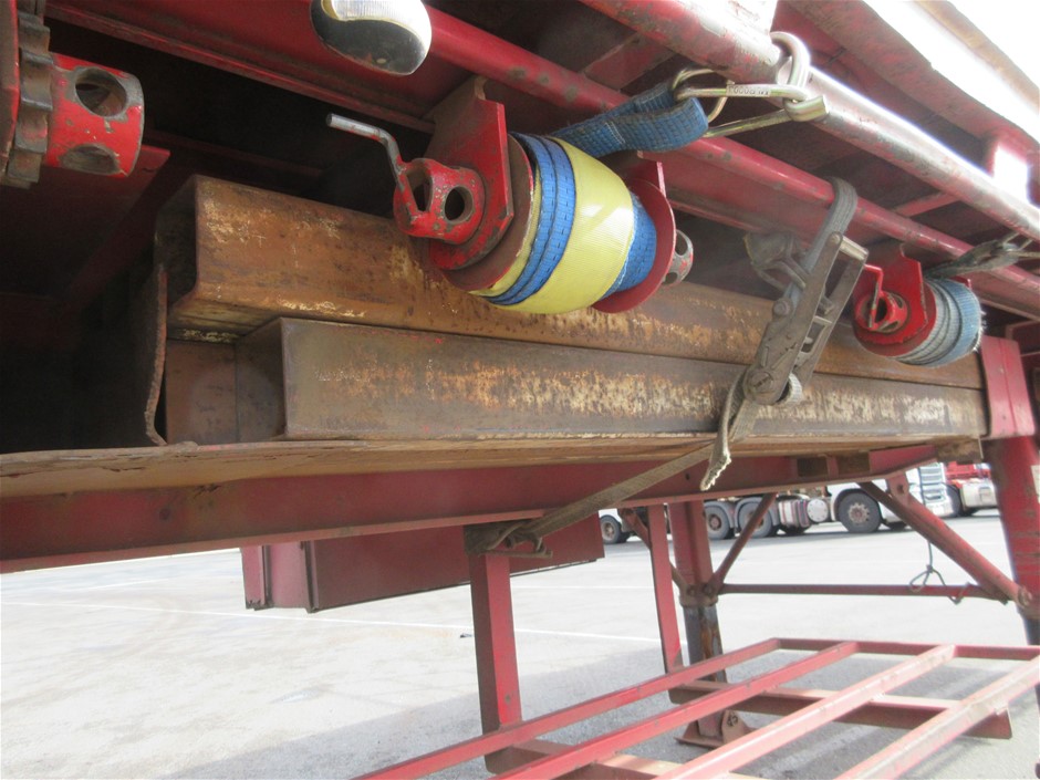 6mm Light Green Flower Jade Gemstones Crystal Beaded Bracelet