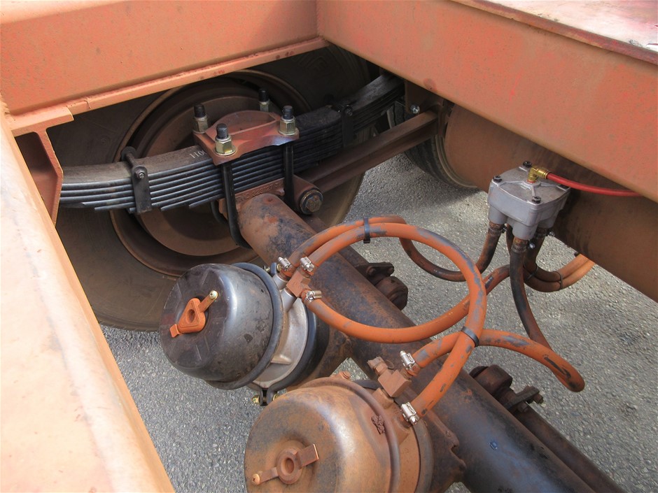 <p>Portable Shower</p>