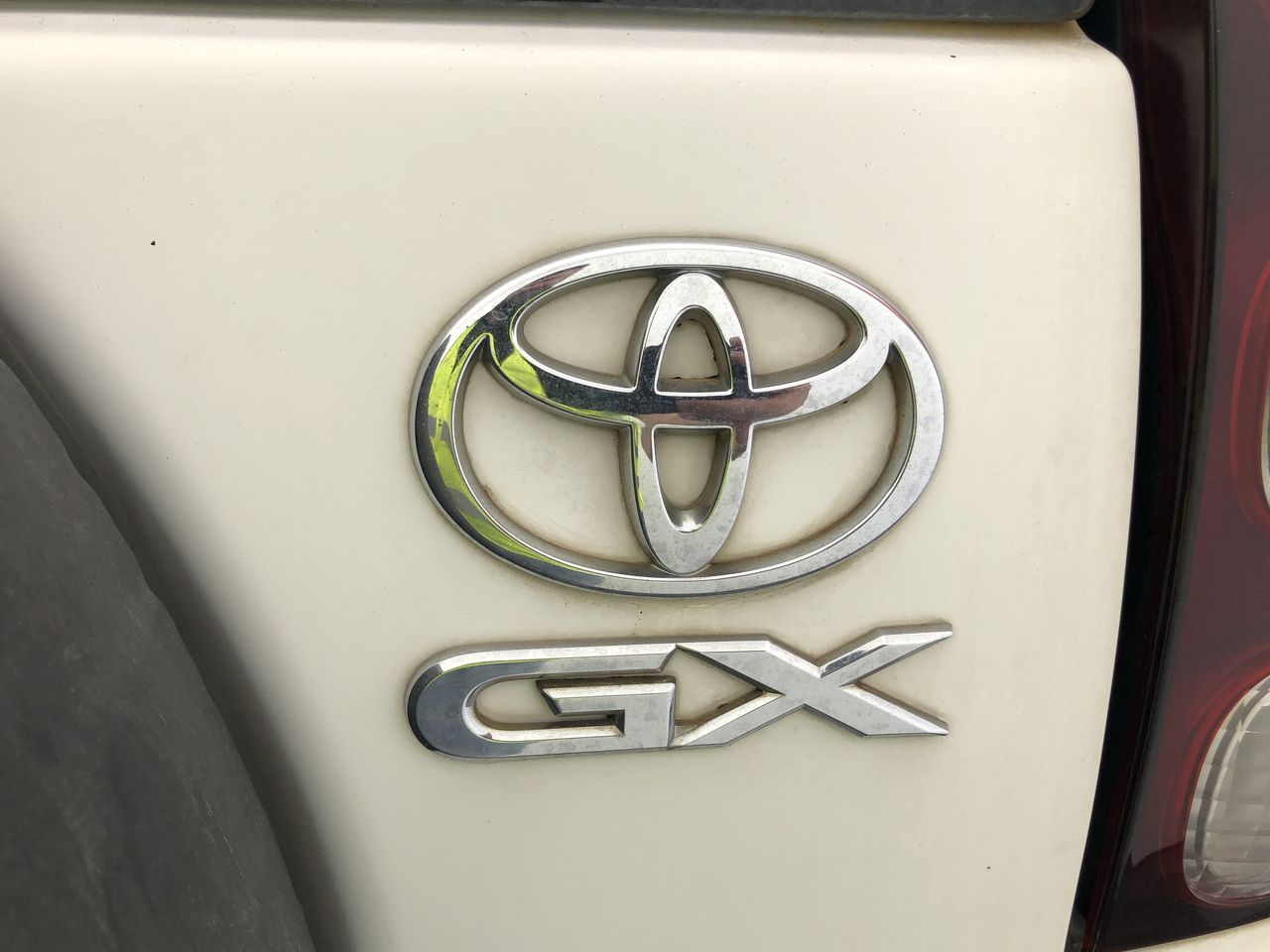 Simulated Diamond Zodiac Necklace - SAGITTARIUS (Yellow)