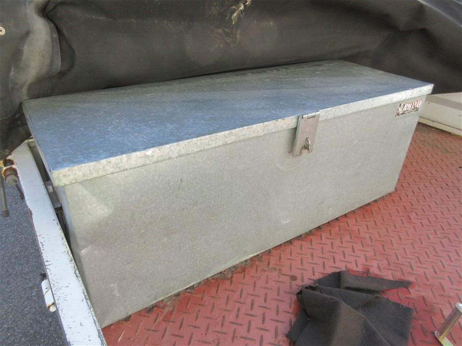 7-8mm Potato & Baroque Pearl Swarovski® Heart Charm Bracelet