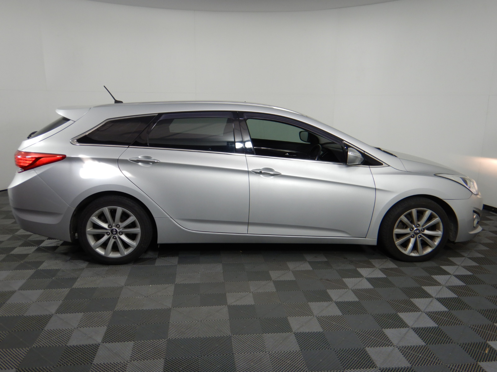 Classic 3mm Wide Stainless Steel Venetian Box Chain Necklace -50cm (Yellow)