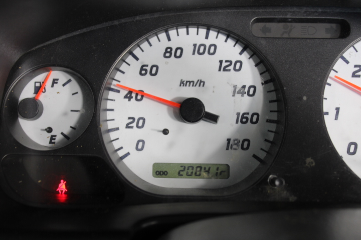 Stunning Aroma Perfume Lotus Bracelet - Brown - missing crystal