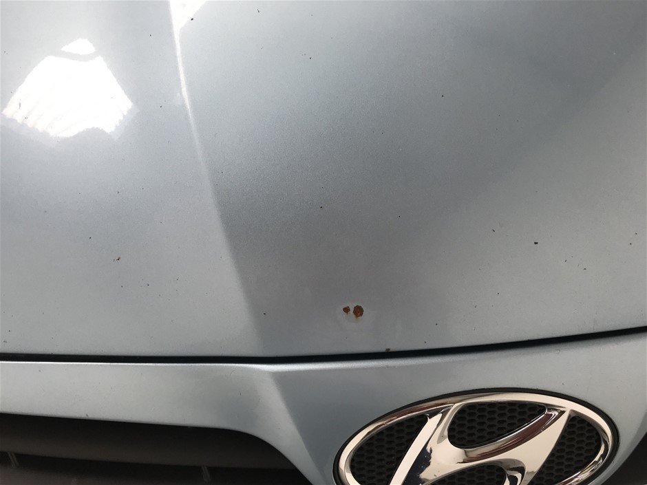 BUNDLE of 2 items: MON CHATEAU Accent Rug (76 x 114cm, Grey. NB: Not in ori