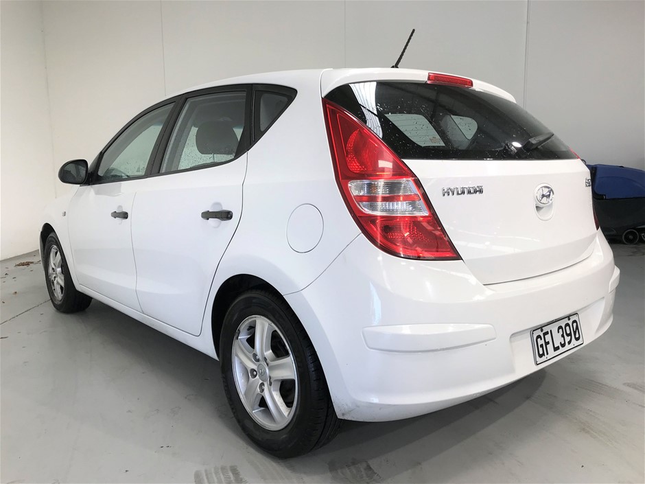 TOYS4FUN Change Up 360 Portable Multi Game System.