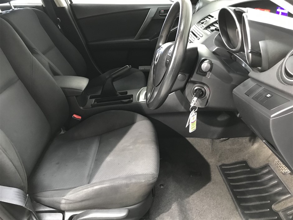 1/100 Scottdale x 2, 1 gram Valcumbi silver bars x 2 & 1 Kilo Copper Bar