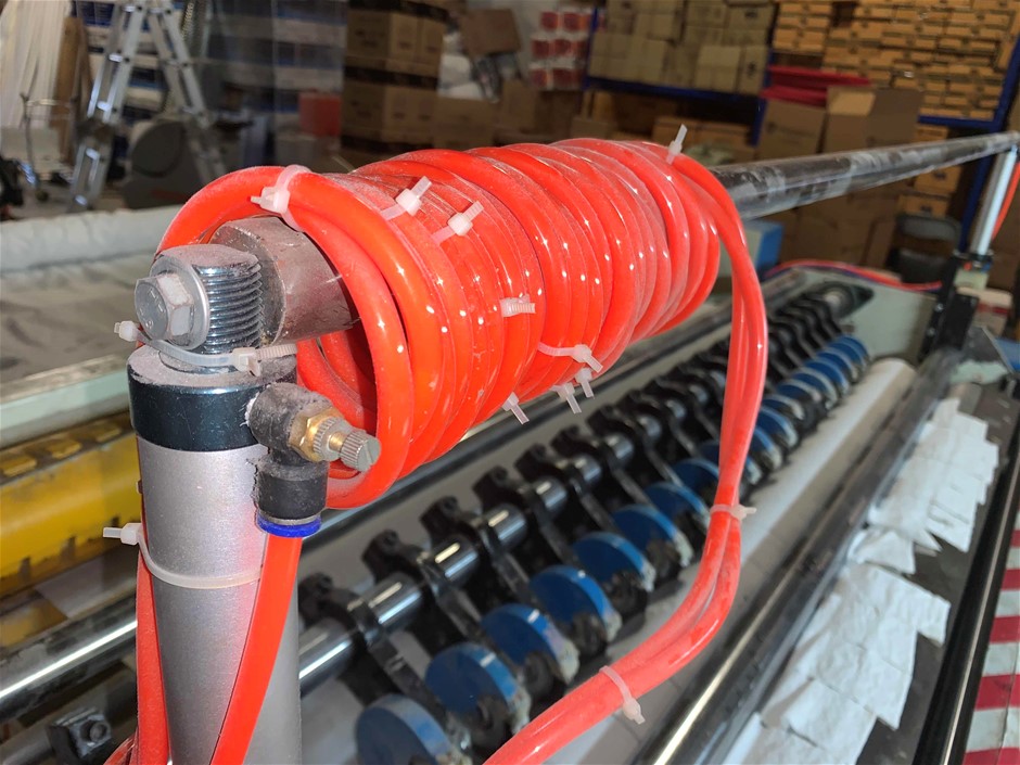 Australia: 2012 Two Dollars QEII Remembrance $2