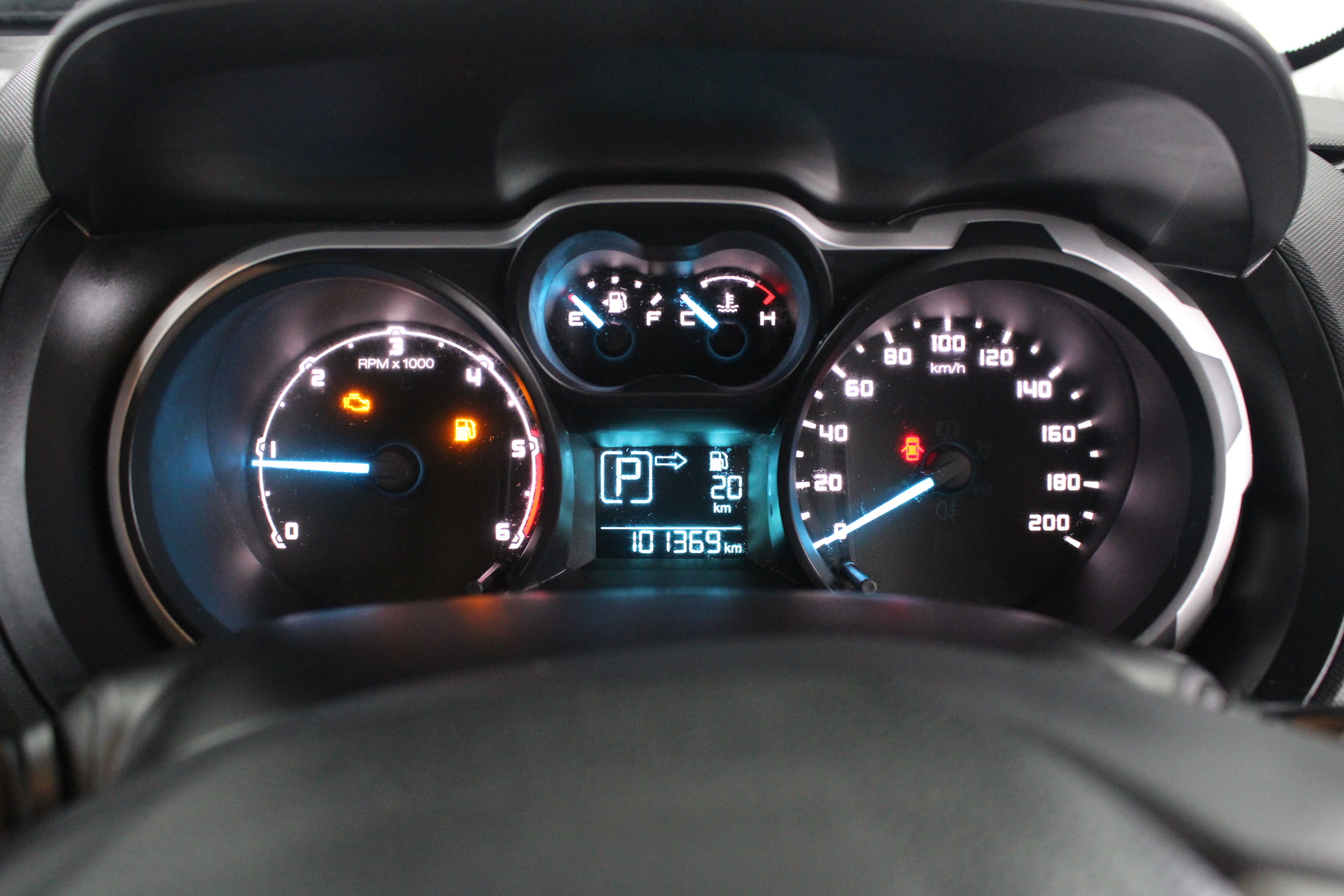 5 Carat round 5 white diamond each CVD Uncertified