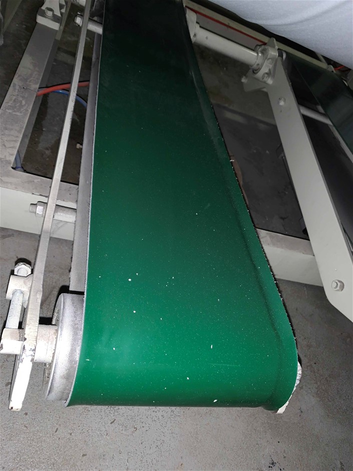 1966 Australia Silver Queen Elizabeth coin & 0.10 Xag silver bar x 4