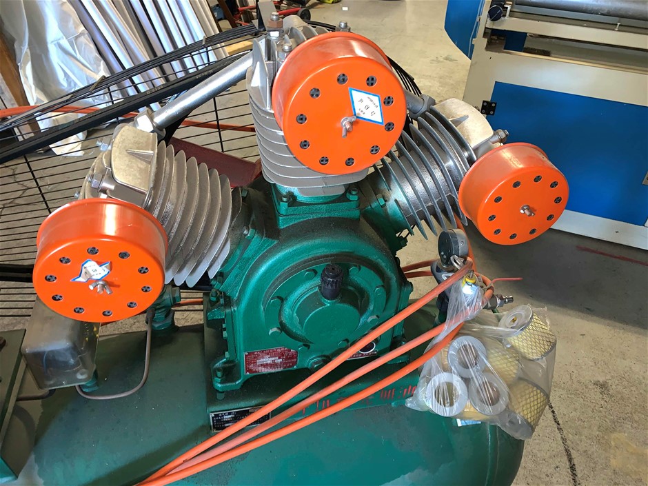 By The Vineyard Mixed Pack Pinot Grigio & Chardonnay (12x 750mL). SEA.