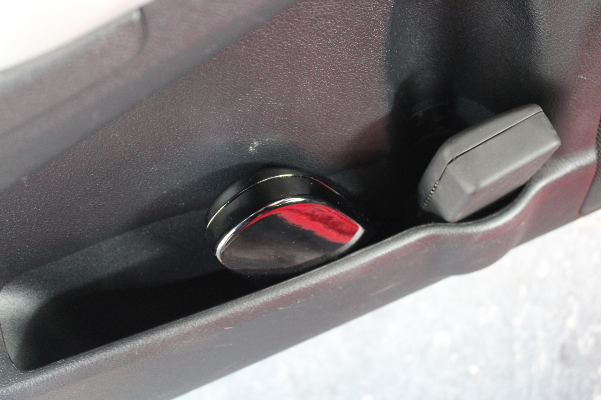 Rawson's Retreat Cabernet Sauvignon (6x 750mL).