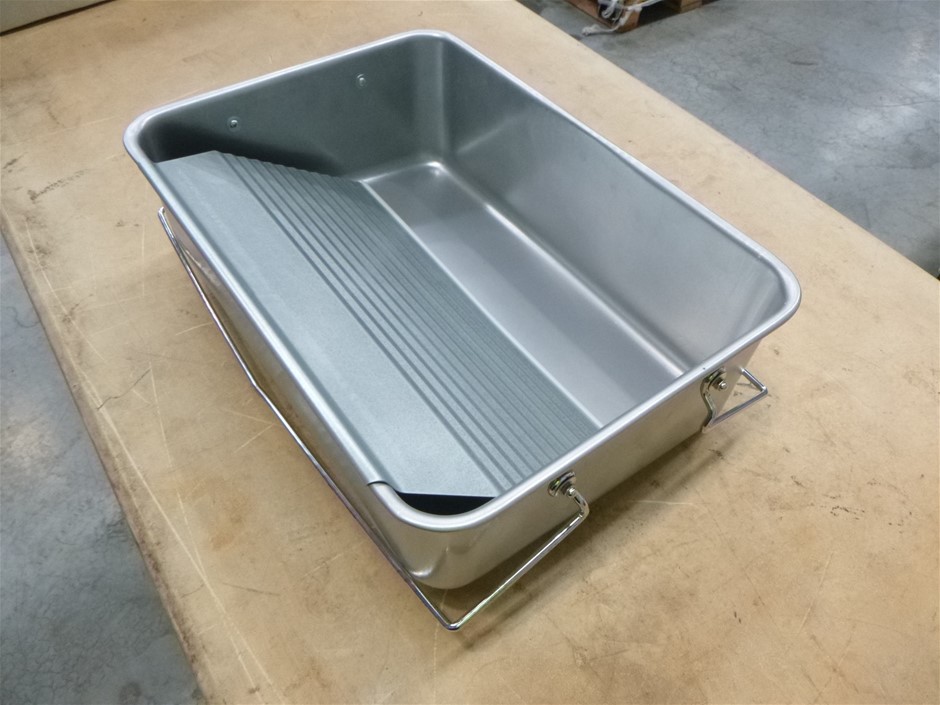 By The Vineyard Mixed Pack Pinot Grigio & Chardonnay (12x 750mL). SEA.