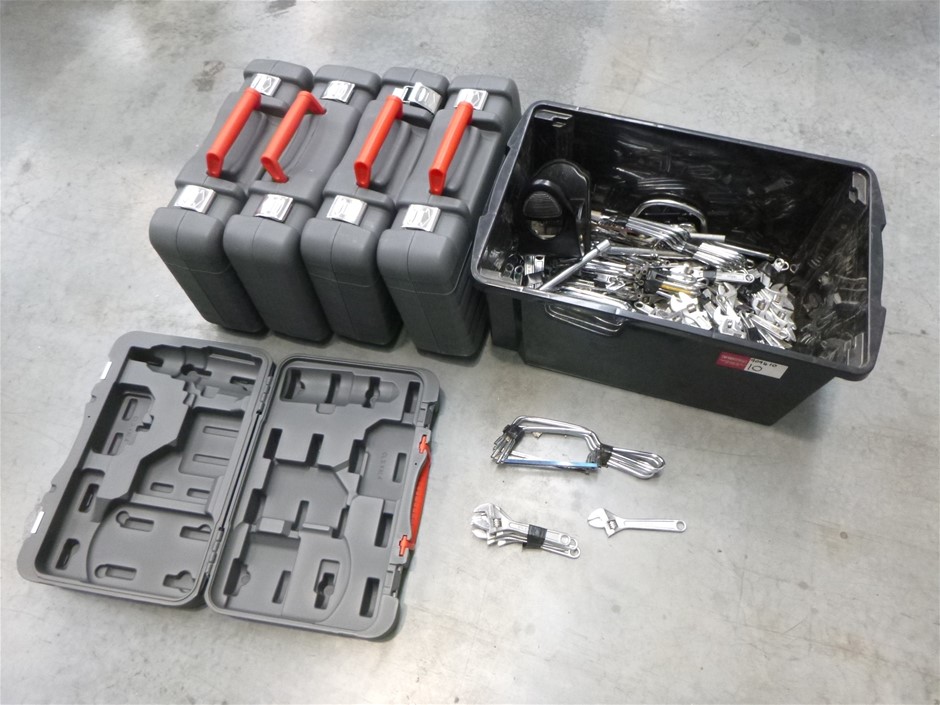 De bortoli Deen Chardonnay (6x 750mL). SEA.