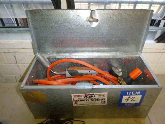 Honeywell 1950 Xenon Barcode Scanners with Desktop Stands (Lot of 3)