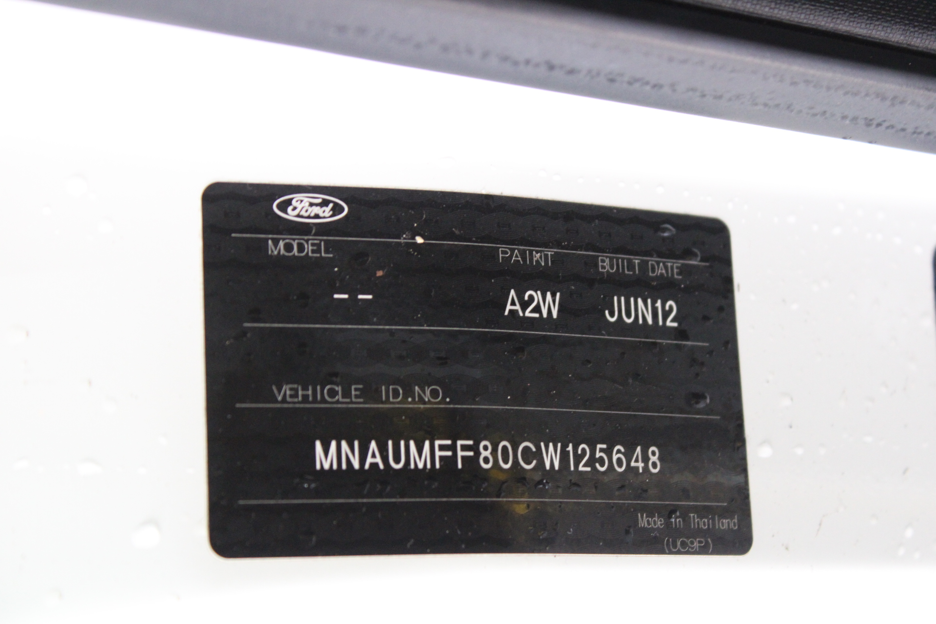 4.25 carat white diamond mellee