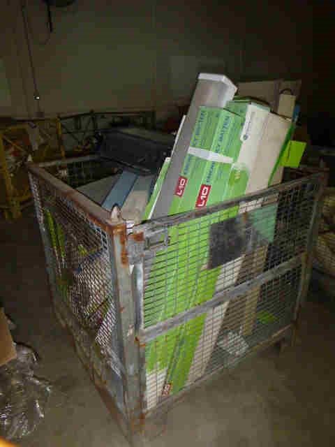 Classic Stainless Steel 3mm Curb Chain Bracelet - 9 Inches (Yellow)