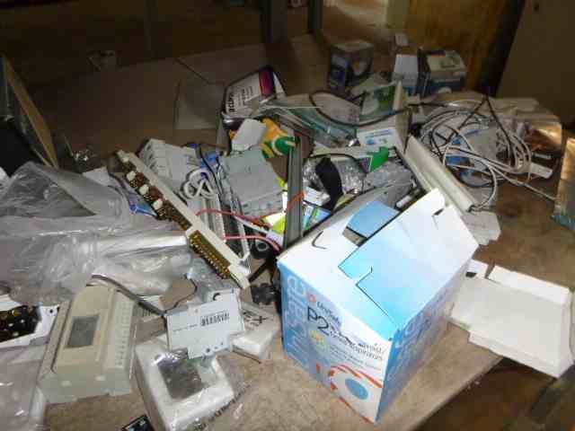 Vial full of Gold Leaf/Flake