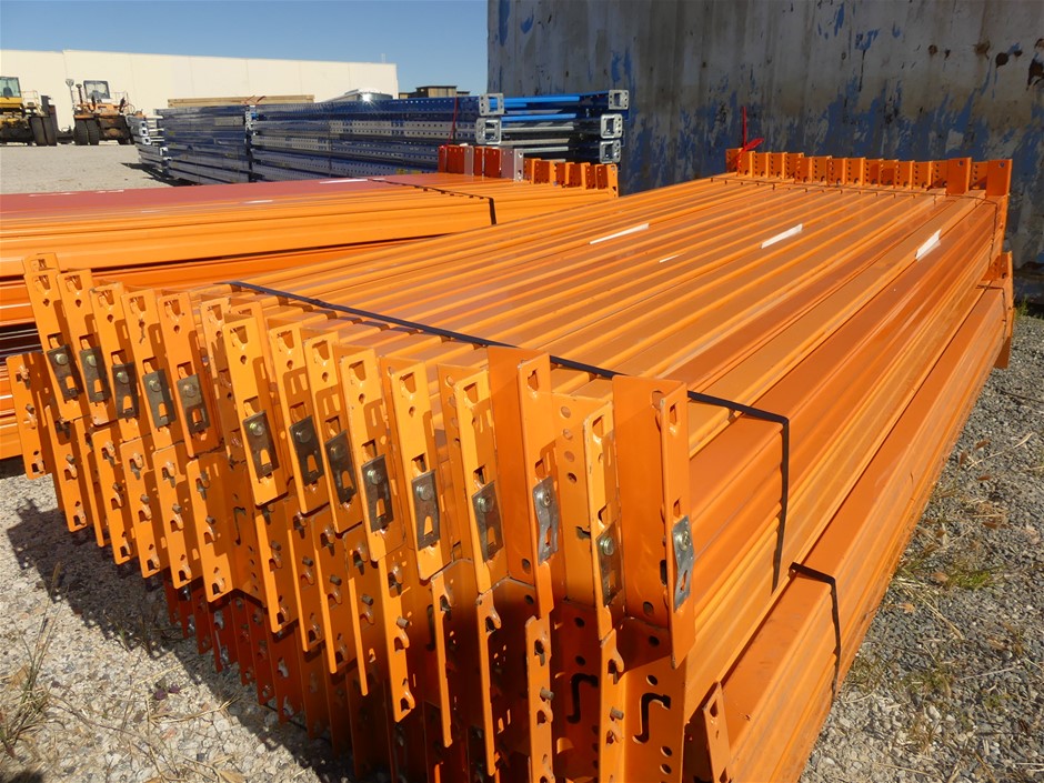 CORSAIR HS35 v2 Multiplatform Wired Gaming Headset – Flexible Omni-Directio