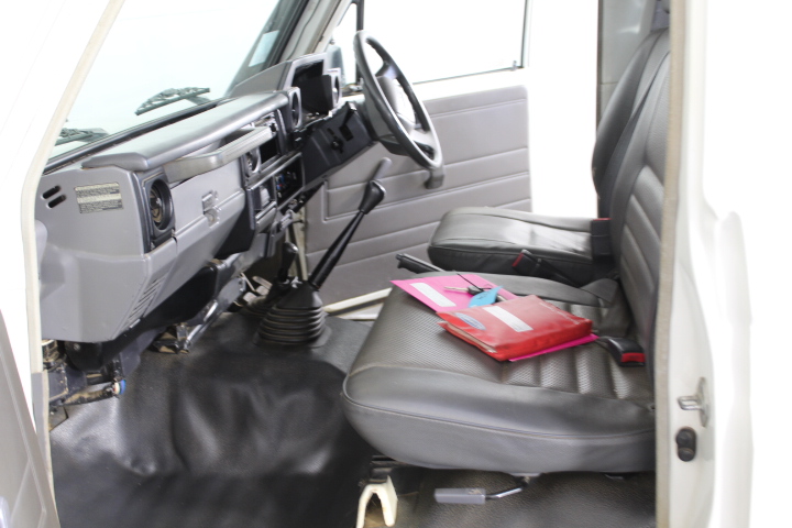 4 x LOGITECH M185 Wireless Mouse, 2.4GHz w/ USB Mini Receiver, 12-Month Bat