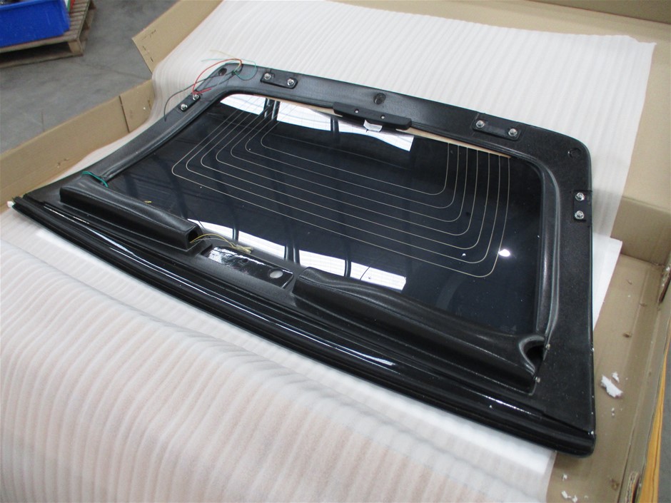 Centrifuge with Swingout Rotor and 4 Buckets