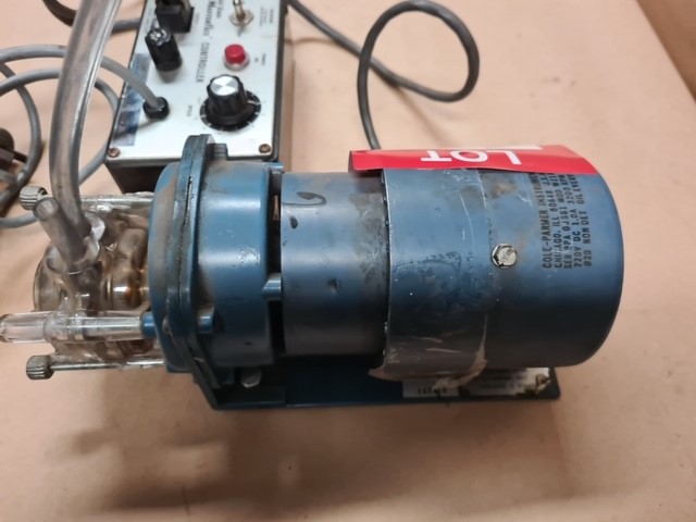 Autoclave Floor Standing 58 Litre Chamber