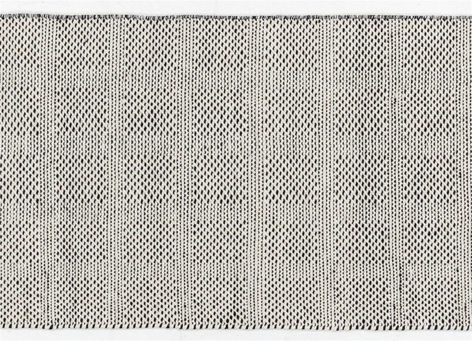 HOLDEN MOTORING SET OF 7 LOGO PIN COLLECTION SET IN PRESENTATION BOX