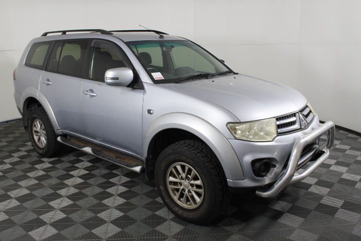 Lindeman's Early Harvest Crisp Chardonnay (6x 750mL).