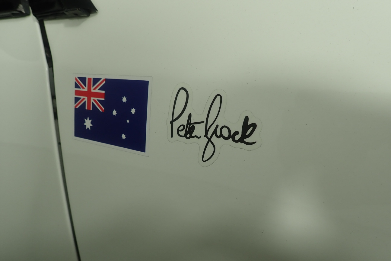 Upside Down Prosecco NV (6x 750mL).