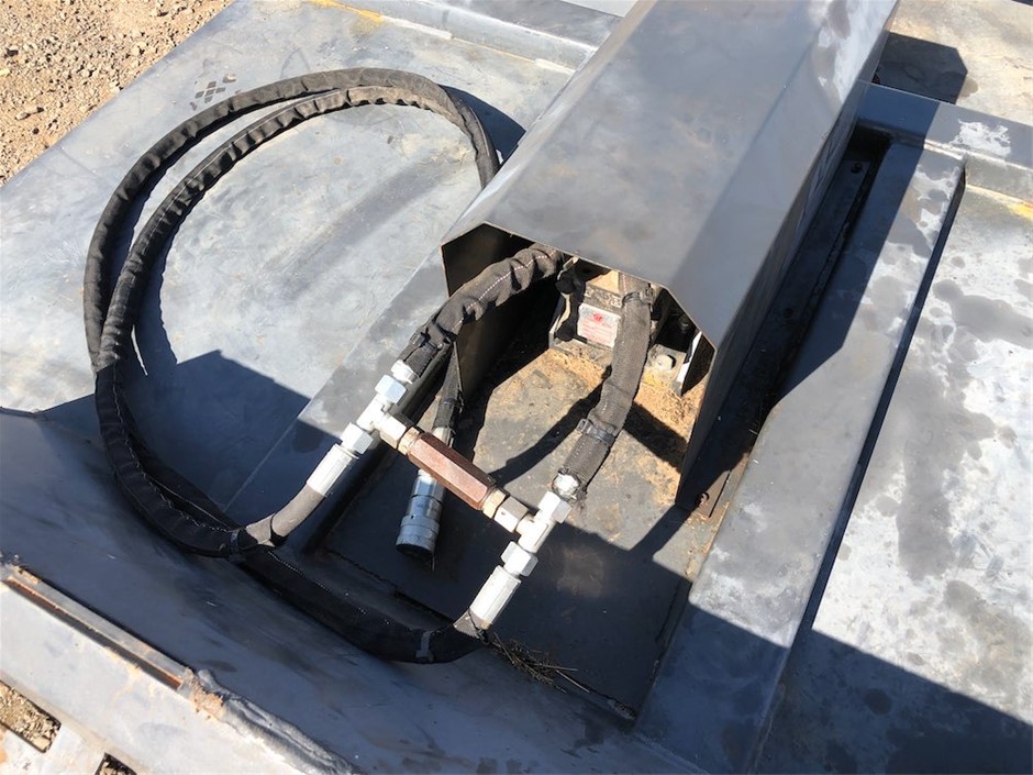 Wolf Blass Red Label Sparkling Pink Moscato NV (6x 750mL).