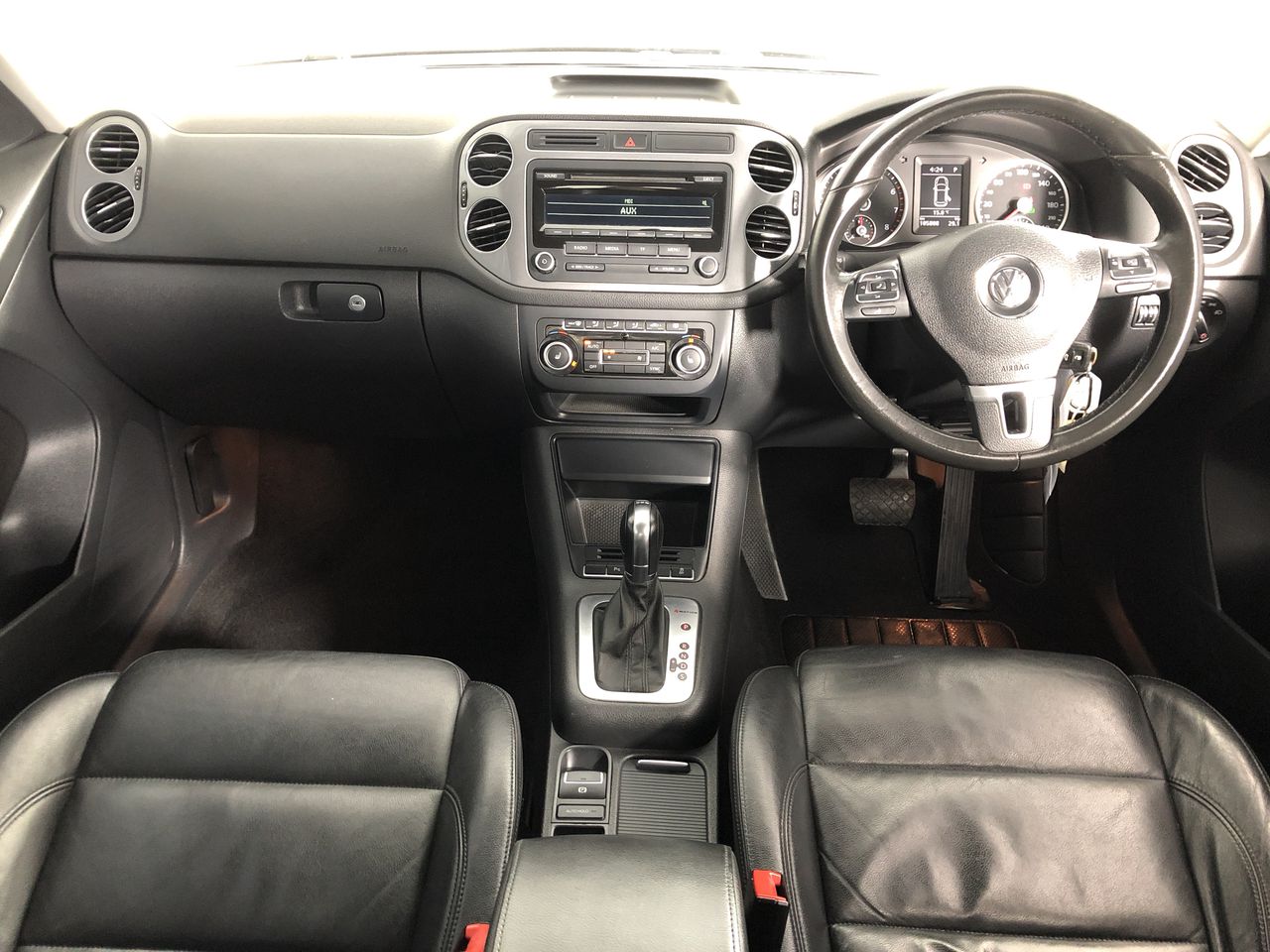 Elephant in the Room Shiraz (6x 750mL).