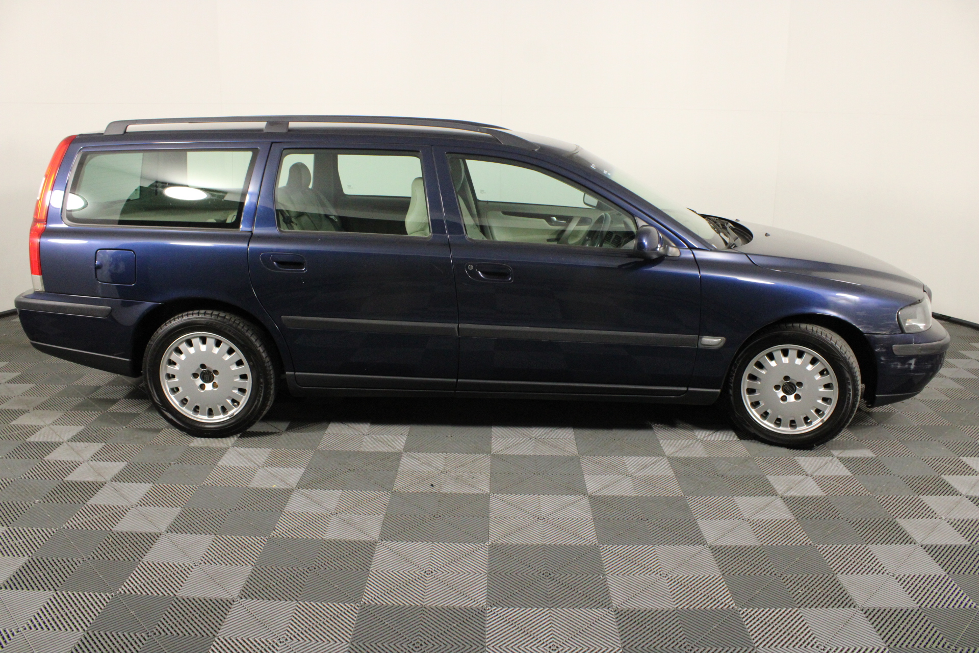 Dee Vine Estate Range Pinot Grigio 2025 (12x 750mL) NSW