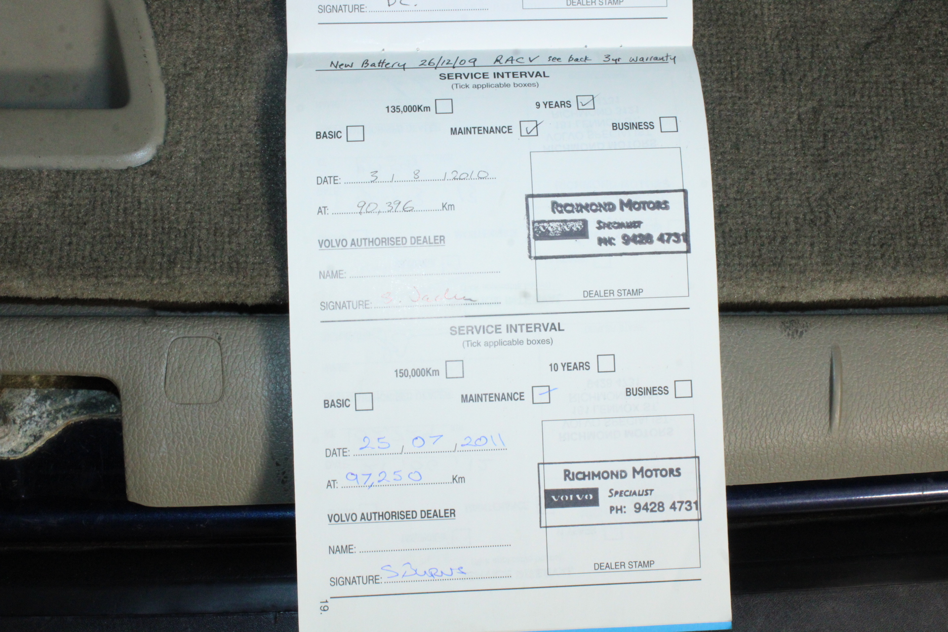 De bortoli Deen Chardonnay (6x 750mL). SEA.