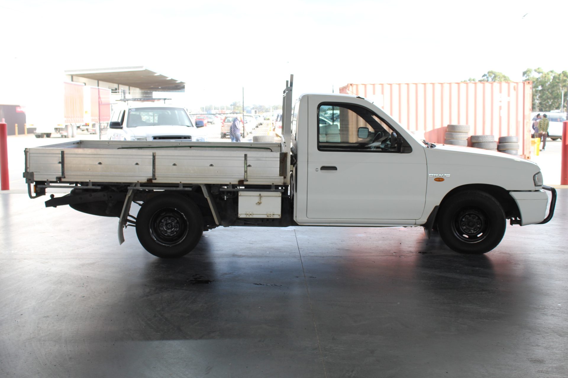 Lindeman's Bin 85 Pinot Grigio (6x 750mL). SEA.