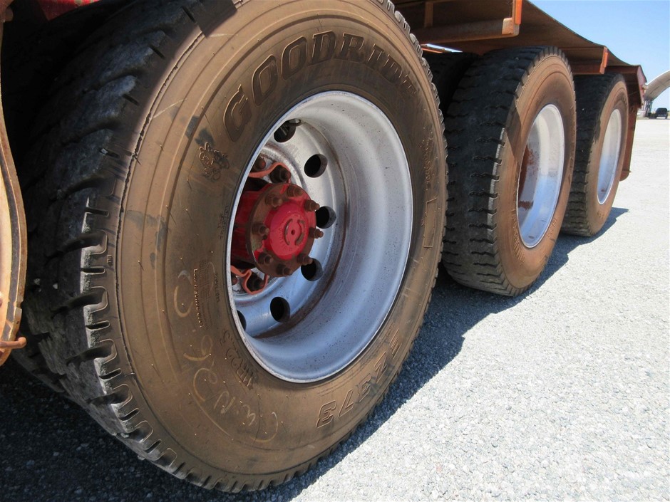 1200 Thread Count Egyptian Cotton Fitted Sheet | Emerald Green | Super King