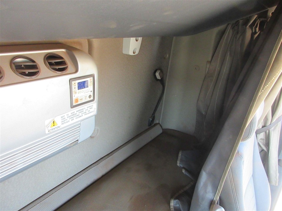 Quantity of 24 Wrought Iron Style Fence Panels (Unused)