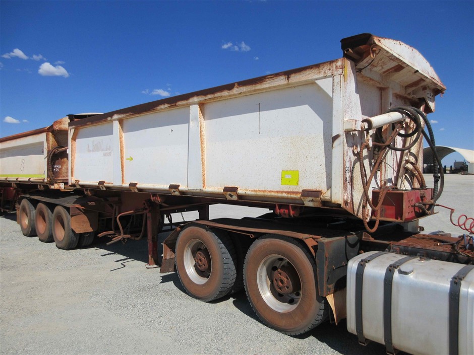 DE'LONGHI Pinguino Silent Portable Air Conditioner,  PACEM82K, 2.4kW, White