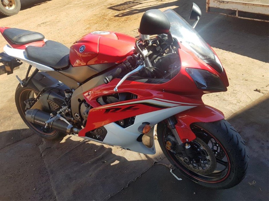 RUBY HORSE POWER Handheld Cordless Spinning Power Scrubber, Spins, 350 RPM,