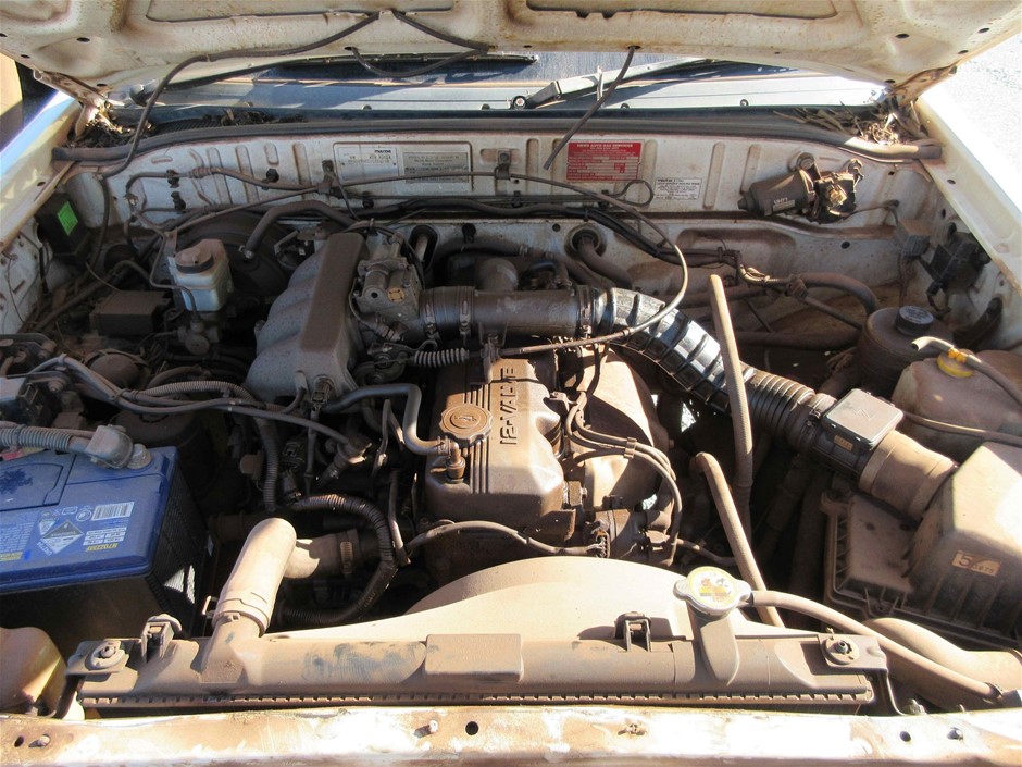 Seppelt The Great Entertainer Chardonnay Pinot Noir NV (6x 750mL).