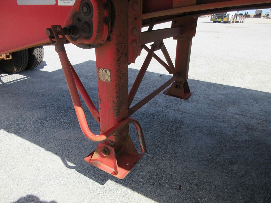 RIP CURL Women's Premium Surf E Cup Bikini Top, Size M, Black. RRP: $89.99.