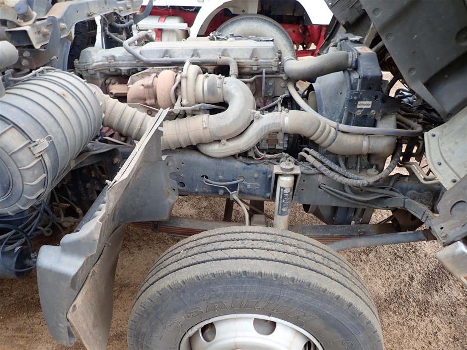 PEKKLE Kid’s 3pc Rashguard Set, Size 5, Yellow Croc, Incl: Rashguard, Brief