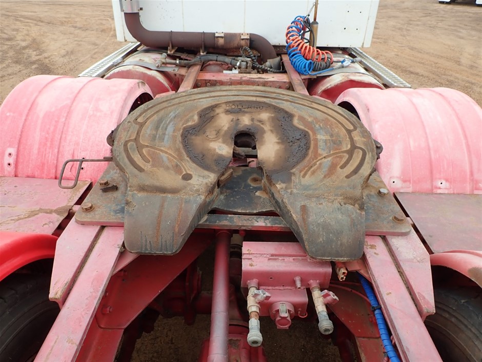 1/10 Oz 999.5 Silver Red Kangaroo & Joey 2025 Australian Bullion