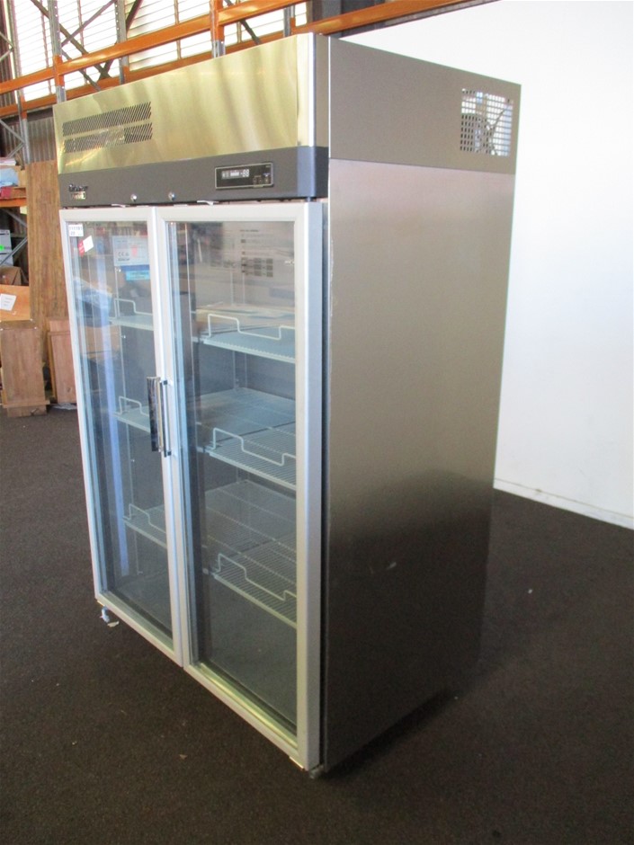 Bradman 5 Dollar Bi Metal Coin on Card of Issue 1996 Issued by RAM