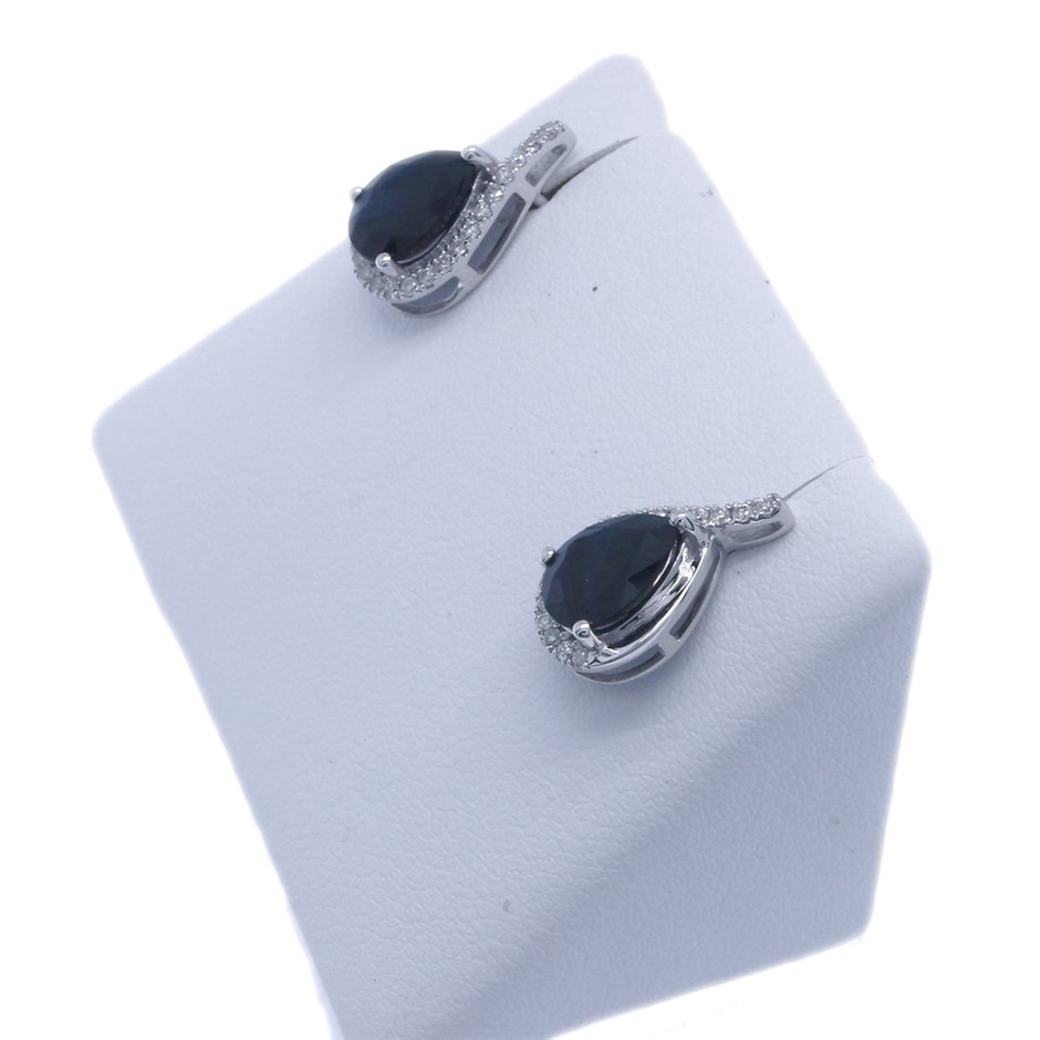 RUSSELL HOBBS Freedom Cordless Steam Iron, 135g Shot + 40g Continuous Steam