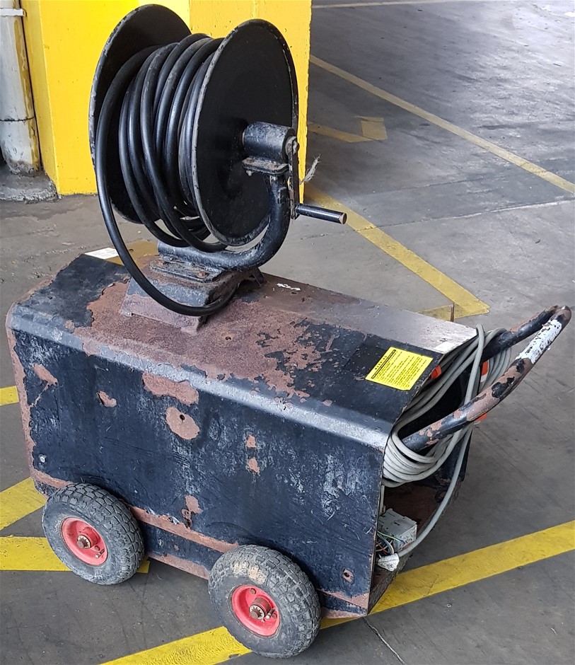 Copper Water Bottle Hammered 1 Litre Bottle