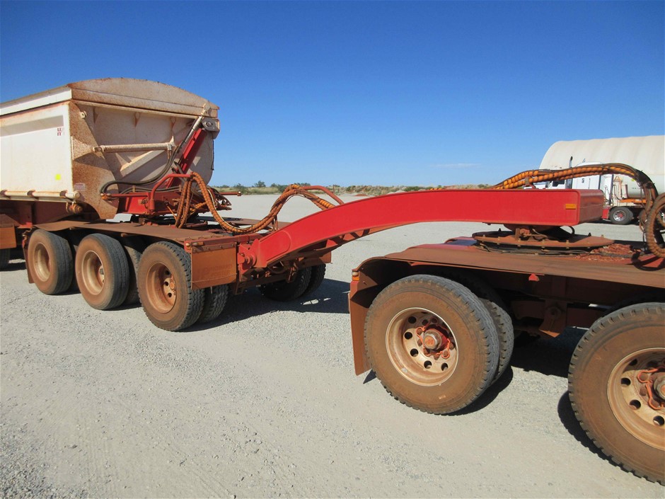 2016 Howard Porter HP TRI470 Tri/ Quad Axle Side Tipper Mega Quad Set Auction (00029015556