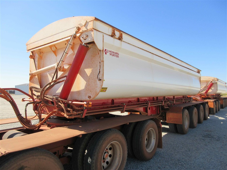 0.11 carat white 5 diamonds round